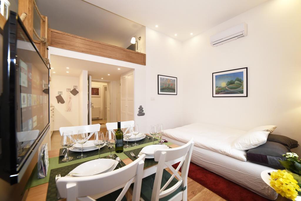 Zagreb 3 Hearts Apartment Exterior photo